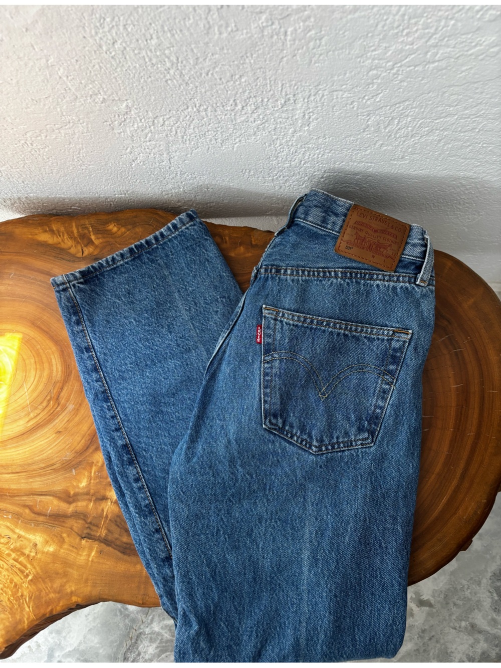 Levi's Women’s Classic Blue Denim Straight Leg Jeans W 28